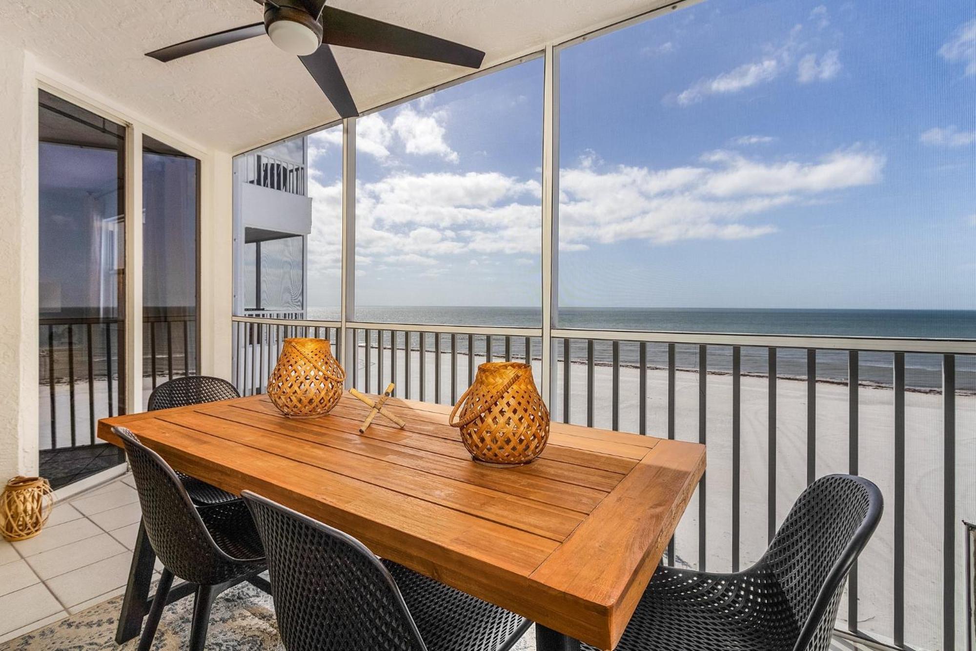 Beach Villas # 305 - Recently Refereshed! Condo Fort Myers Beach Buitenkant foto